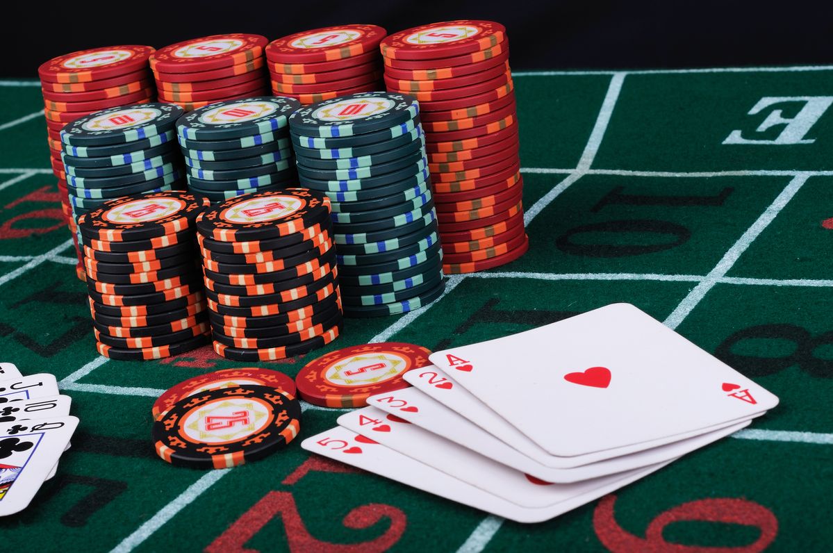 MalinaCasino کھلاڑیوں کے لیے لائیو کیسینو سیکشن